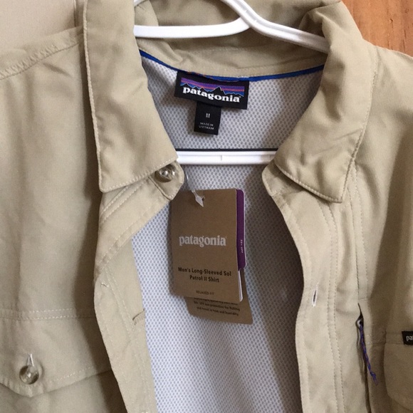 NWT Patagonia Sun shirt - Picture 2 of 3